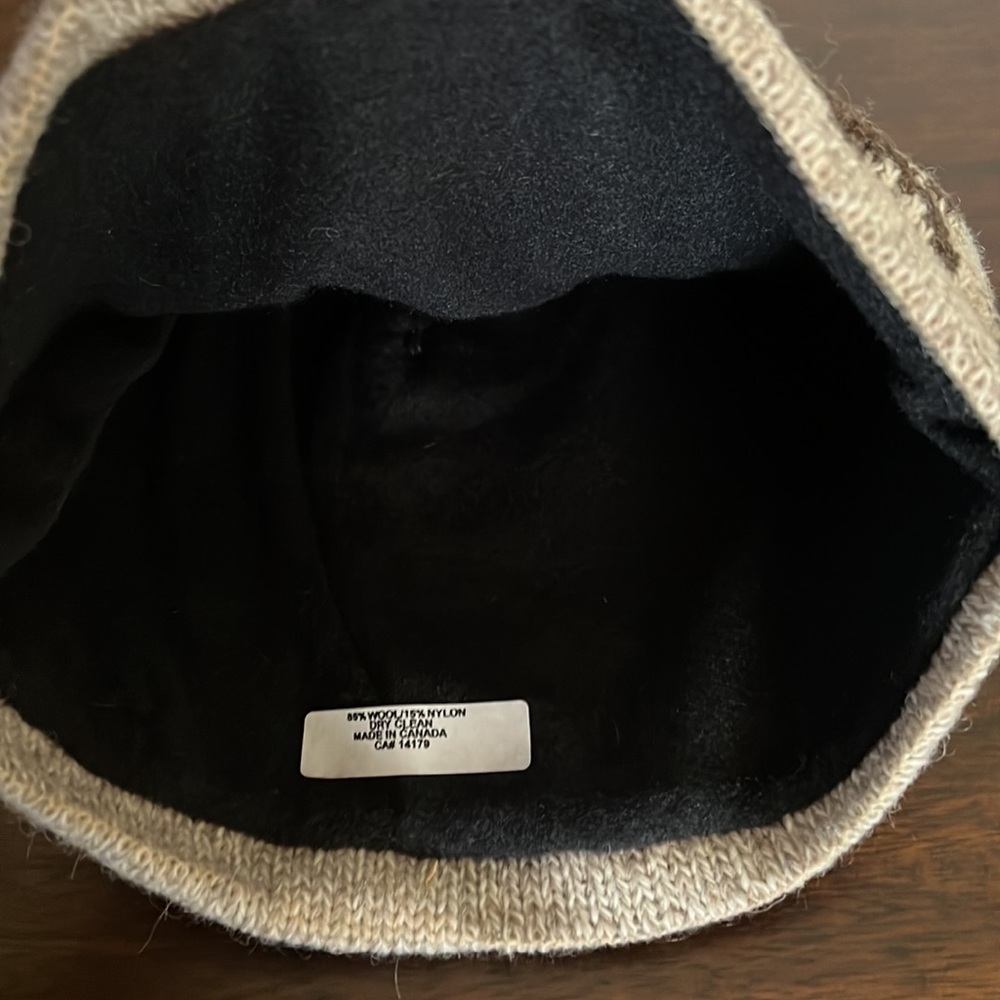 Wool Hat - Picture 3 of 4